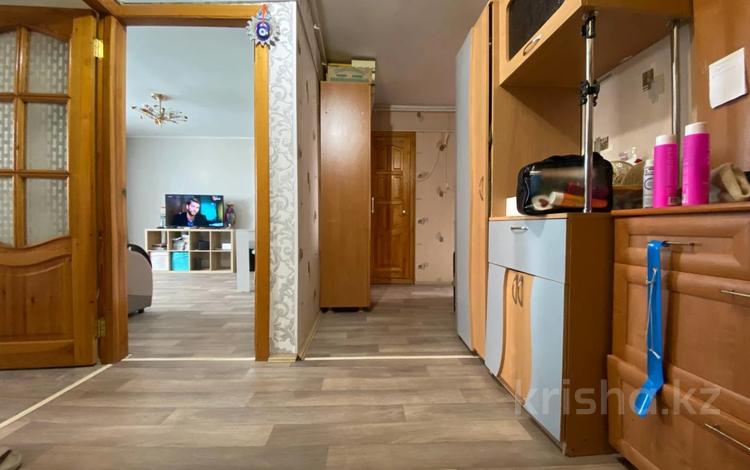 2-комнатная квартира, 56.3 м², 5/5 этаж, Каирбекова 342 за 18.5 млн 〒 в Костанае — фото 2
