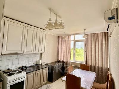 2-бөлмелі пәтер · 52 м² · 2/10 қабат, Нажимеденова 37, бағасы: 28 млн ₸ в Астане, Сарайшык р-н