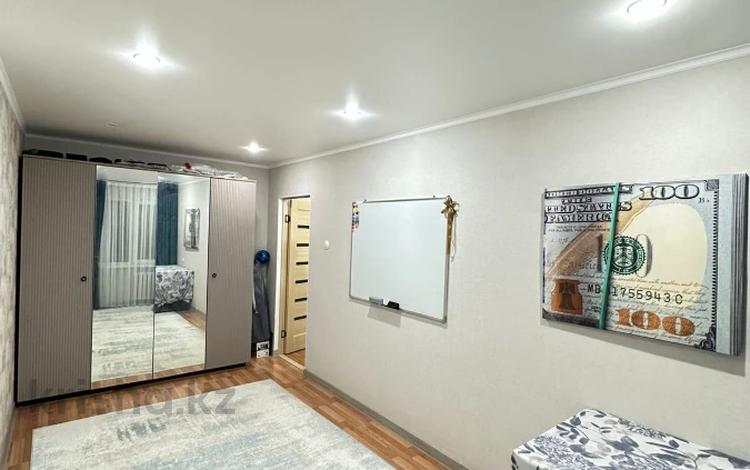 3-комнатная квартира · 60 м² · 2/5 этаж, мкр 5, Маресьева за 19.5 млн ₸ в Актобе — фото 2