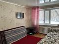 2-бөлмелі пәтер · 44 м² · 1/5 қабат, Пр. Момышулы, бағасы: 7 млн ₸ в Темиртау