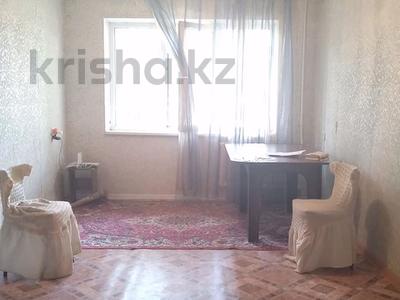 2-комнатная квартира · 44 м² · 1/5 этаж, Каратау 1 за 10.5 млн 〒 в Таразе