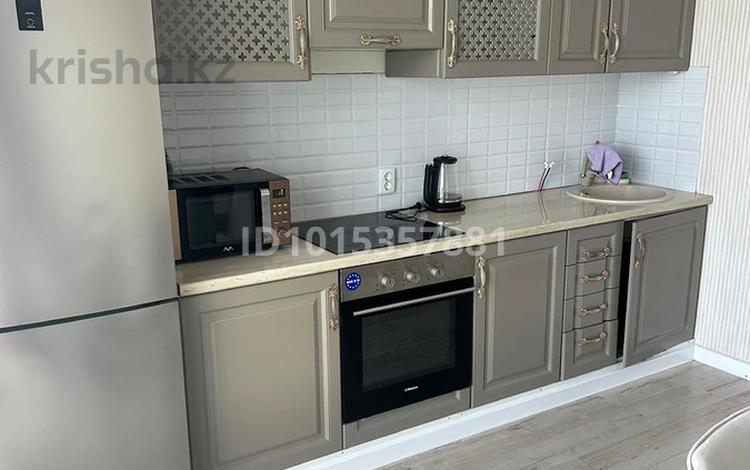 2-бөлмелі пәтер · 67 м² · 9/9 қабат, Бокейхана 42/1, бағасы: 350 000 ₸ в Астане, Есильский р-н — фото 2