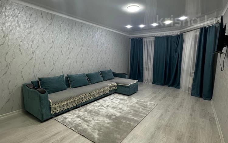 2-комнатная квартира · 60 м² · 12/15 этаж, Шакарима 60 — Шакарима - Кабанбай батыра . ЖК Триумф за 18 000 ₸ в Семее — фото 2