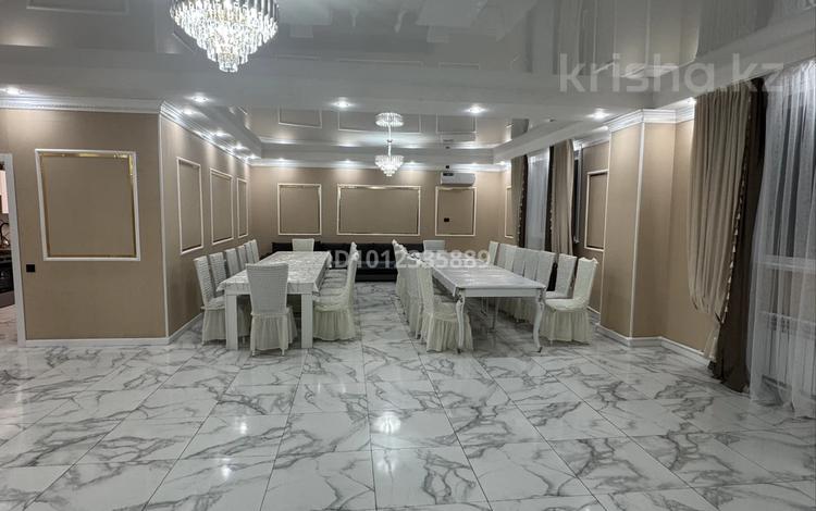 Жеке үй · 4 бөлме · 350 м², Гагарина 57, бағасы: 1.2 млн ₸ в Павлодаре — фото 2