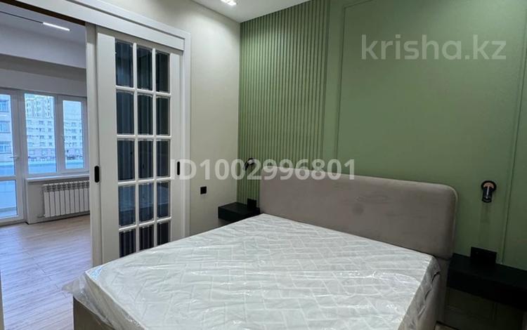 2-бөлмелі пәтер · 56 м² · 4/12 қабат, 17-ш/а. 55, бағасы: 350 000 ₸ в Актау, 17-й мкр — фото 2