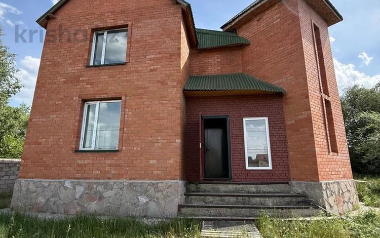 Отдельный дом · 4 комнаты · 155 м² · 12 сот., Переулок кокжиде 3/1 за 48 млн ₸ в Астане, Сарайшык р-н — фото 2