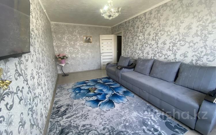 3-комнатная квартира · 74.1 м² · 2/5 этаж, 1-й квартал, 2 -квартал за 19 млн ₸ в Караганде, Алихана Бокейханова р-н — фото 2