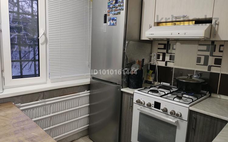 3-бөлмелі пәтер · 62 м² · 1/5 қабат, 7 микрорайон 64, бағасы: 18 млн ₸ в Темиртау — фото 2