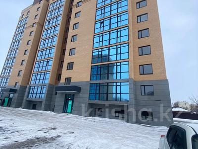 2-комнатная квартира, 64 м², 9/9 этаж, Кенжетаева за ~ 14.7 млн 〒 в Кокшетау