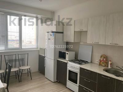 Пәтерлер в Атырауской обл.: 3-бөлмелі пәтер · 75 м² · 3/9 қабат, мкр Береке, Геолог — Геолог, бағасы: 29 млн 〒 3-бөлмелі пәтер · 75 м² · 3/9 қабат, мкр Береке, Геолог — Геолог, бағасы: 29 млн 〒 в Атырау
