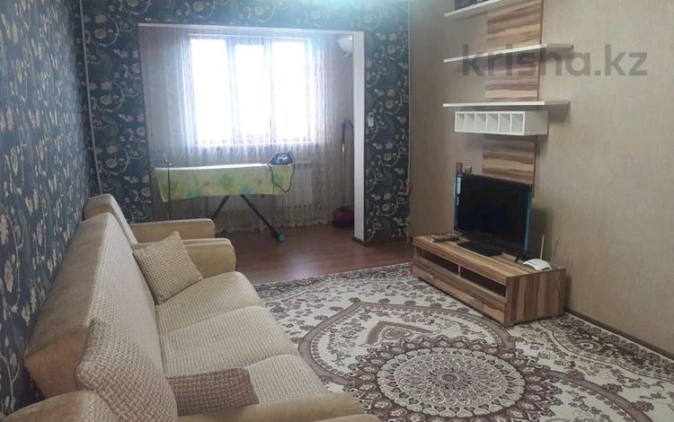 3-комнатная квартира · 56 м² · 3/5 этаж, 8 мкр 4 за 180 000 ₸ в Шымкенте — фото 2