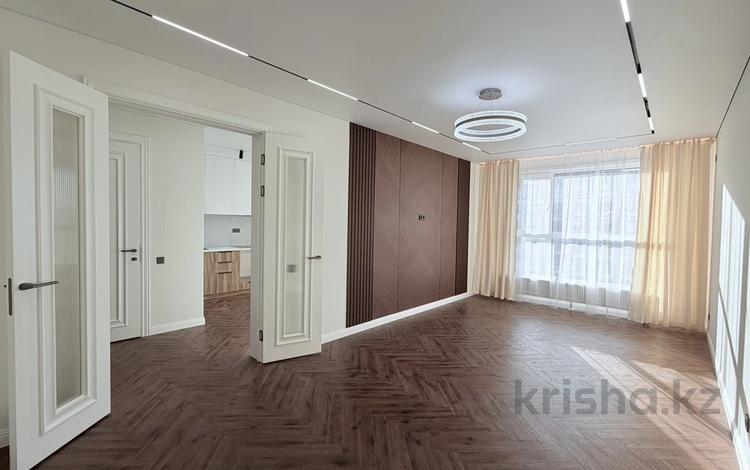 4-комнатная квартира · 103 м² · 8/9 этаж, Аль-Фараби 46/21 за 62.5 млн ₸ в Астане, Есильский р-н — фото 2