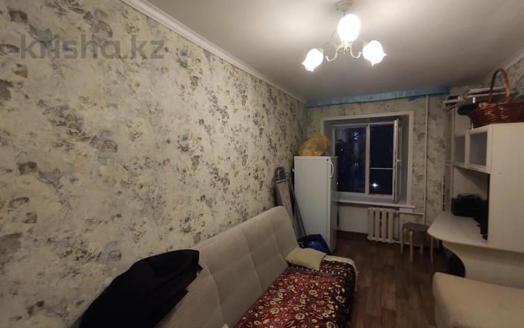 2-бөлмелі пәтер · 44 м² · 3/5 қабат, Камзина 21, бағасы: 10.5 млн ₸ в Аксу — фото 9