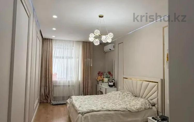 4-комнатная квартира · 148.3 м² · 10/12 этаж, 19-й мкр 5 за 78 млн ₸ в Актау — фото 2