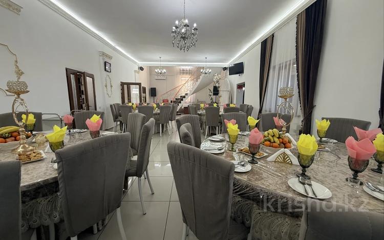 9-комнатная квартира · 250 м², Восточный правый 432/1 за 95 млн ₸ в Семее — фото 17
