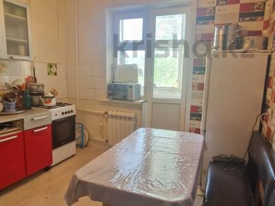 Продажа квартир в Актюбинской обл.: 1-комнатная квартира · 33 м² · 1/5 этаж, Санкибай Батыра 165 за 9.8 млн 〒 1-комнатная квартира · 33 м² · 1/5 этаж, Санкибай Батыра 165 за 9.8 млн 〒 в Актобе
