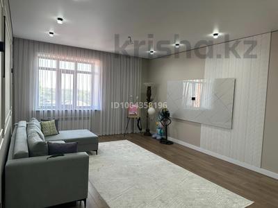 3-бөлмелі пәтер · 18.4 м² · 4/8 қабат, Посмакова, бағасы: 650 000 〒 в Семее