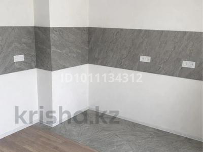 1-бөлмелі пәтер · 40 м², Бауыржана Момышулы 11/14а, бағасы: 200 000 ₸ в Алматы, Алатауский р-н