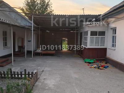 Отдельный дом · 4 комнаты · 120 м² · 6 сот., 2-й Таласский пер. 7 за 10 млн 〒 в Таразе