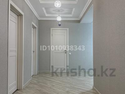 3-комнатная квартира · 103.3 м² · 3/9 этаж, Кердери 120 за 48.5 млн ₸ в Уральске, мкр Школьник