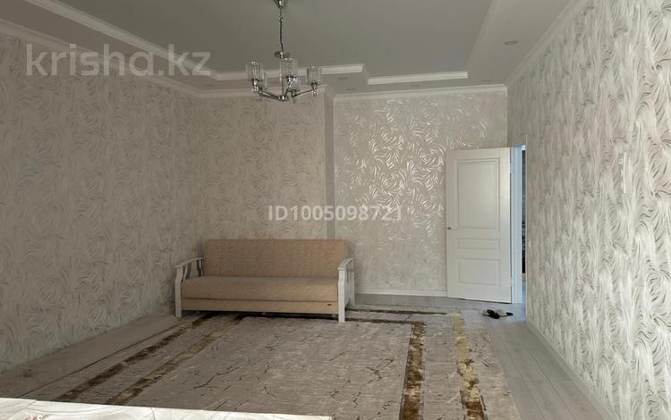 2-комнатная квартира · 68 м² · 9/16 этаж, 17-й мкр 23 за 28.5 млн ₸ в Актау — фото 2