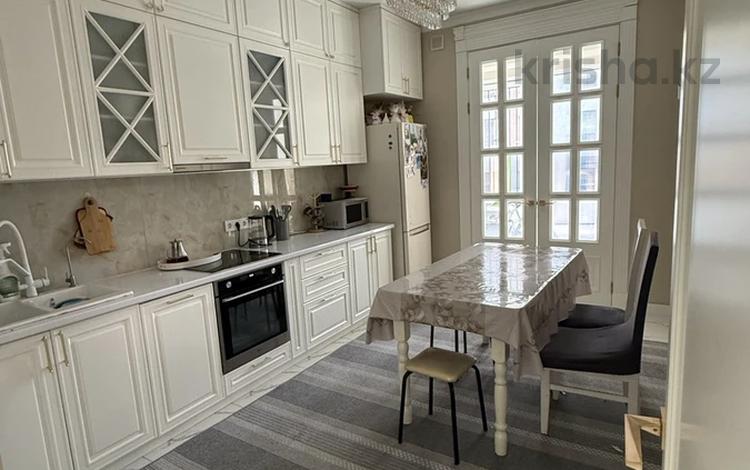 2-комнатная квартира · 90 м² · 3/20 этаж, Микрорайон Мамыр-1 26/1 за 550 000 ₸ в Алматы, Ауэзовский р-н — фото 2