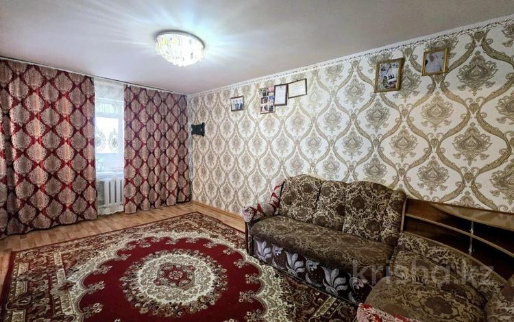 3-комнатная квартира · 61 м² · 2/5 этаж, ул. Квартал 4а 4а за 7.8 млн ₸ в Темиртау — фото 9
