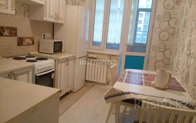 2 комнаты, 75 м², Тауелсиздик Жк 7я 21/5 — Тауелсиздик за 60 000 〒 в Астане — фото 2