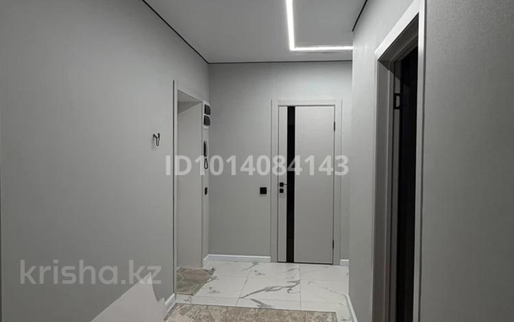 2-бөлмелі пәтер · 69 м² · 4/5 қабат, исатай батыр 18 — жақсыгулова и исатай батыр, бағасы: 32 млн ₸ в Уральске — фото 2