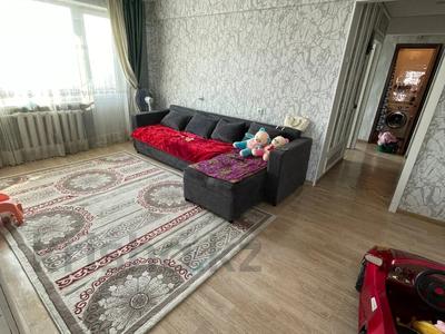 4-комнатная квартира · 60 м² · 5/5 этаж, Бажова 331 — Маяковского за 18 млн 〒 в Усть-Каменогорске, Ульбинский