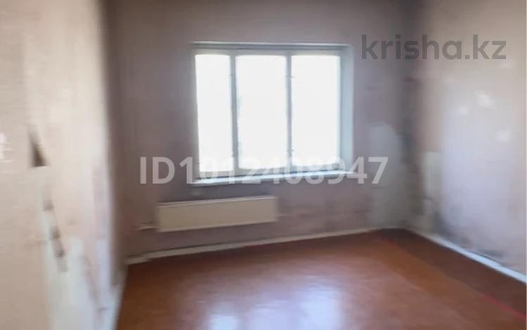 1-бөлмелі пәтер · 54.23 м² · 3/5 қабат, мкр Алатау 29 — Садик поликлиника кафе магазин что, бағасы: 8.4 млн ₸ в Таразе — фото 2