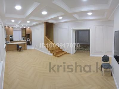 Жеке үй · 8 бөлме · 310 м² · 24 жүзд., Байтақ-2 ш/а., Сарымолда досмагамбетулы 421, бағасы: 60 млн ₸ в Атырау, мкр Байтак-2
