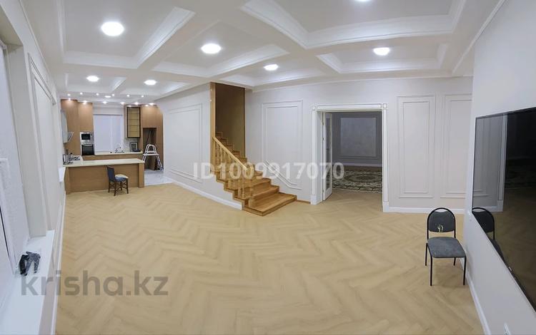 Жеке үй · 8 бөлме · 310 м² · 24 жүзд., Байтақ-2 ш/а., Сарымолда досмагамбетулы 421, бағасы: 60 млн ₸ в Атырау, мкр Байтак-2 — фото 2