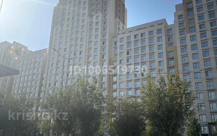 3-комнатная квартира · 82.3 м² · 4/25 этаж, Байдибек би стр. 127/7 за 44.5 млн ₸ в Шымкенте, Абайский р-н — фото 2