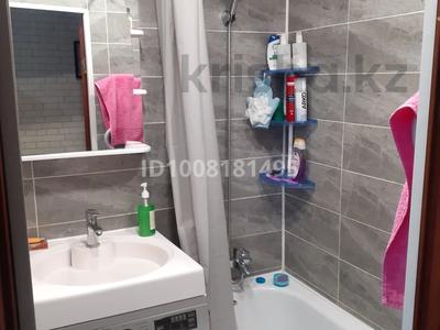 2-комнатная квартира · 44.7 м² · 2/5 этаж, Майкудук, 14й микрорайон 24 за 15 млн 〒 в Караганде, Алихана Бокейханова р-н