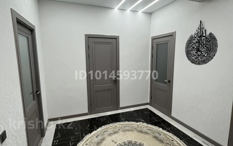 2-комнатная квартира · 82 м² · 9/13 этаж, 16-й мкр 85 за 35 млн ₸ в Актау — фото 2