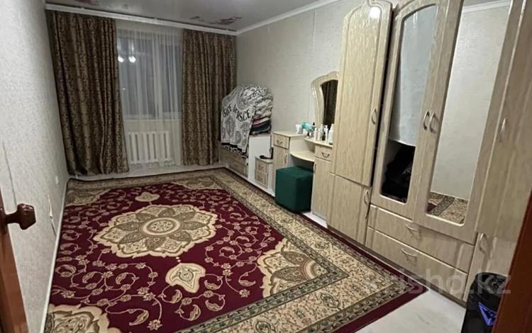 2-комнатная квартира · 61.9 м² · 7/9 этаж, мкр Болашак, Бокенбай батыра за 17.5 млн ₸ в Актобе — фото 2