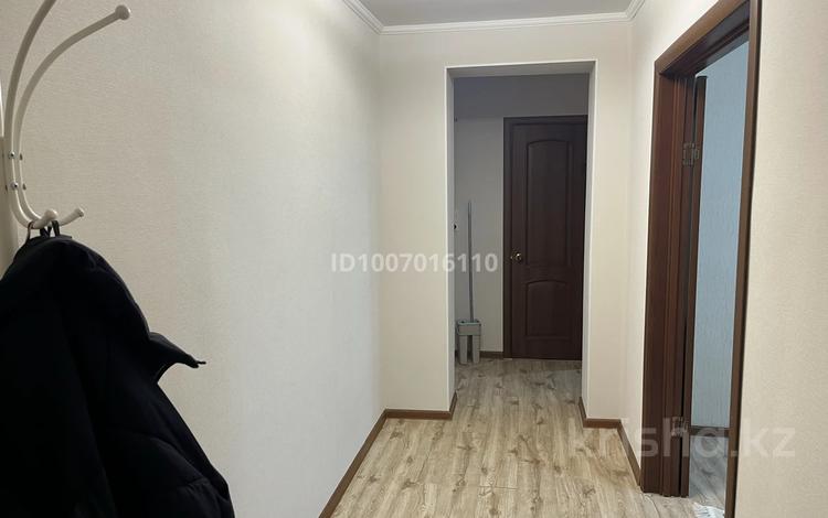 2-комнатная квартира · 54 м² · 4/5 этаж, мкр Кунаева 64 за 180 000 ₸ в Уральске — фото 2