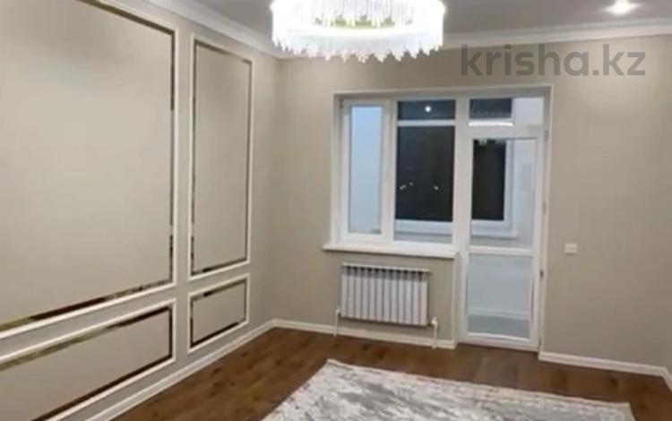 3-комнатная квартира, 88 м², 1/5 этаж, мкр. Алтын орда за 37 млн 〒 в Актобе, мкр. Алтын орда — фото 2