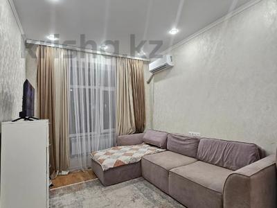 1-комнатная квартира, 41 м², 8/10 этаж, мкр Юго-Восток, Микрорайон Байкена Ашимова 21а за 21.8 млн 〒 в Караганде, Казыбек би р-н