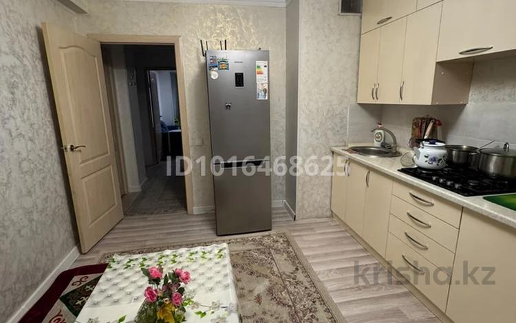 3-бөлмелі пәтер · 82 м² · 4/5 қабат, Алтын Орда 6/17 — Алтын орда 6/17, бағасы: 280 000 ₸ в Алматы, Наурызбайский р-н — фото 2