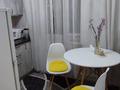 1-комнатная квартира · 32 м² · 1/5 этаж, Пришахтинск, Пришахтинск, 21й микрорайон 24 — Зелинского 24/4 напротив Искры за 120 000 〒 в Караганде, Алихана Бокейханова р-н — фото 2