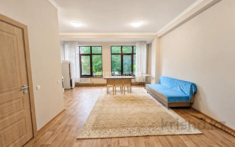 3-комнатная квартира · 72.8 м² · 1/6 этаж, мкр Жетысу-4 6а за 390 000 ₸ в Алматы, Ауэзовский р-н — фото 9