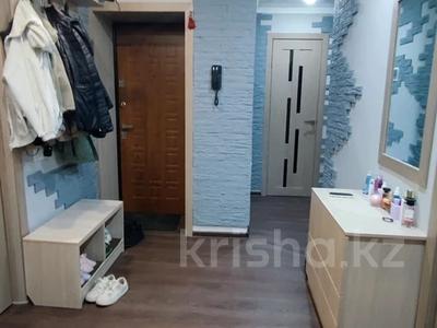 4-комнатная квартира · 80 м² · 2/5 этаж, Майкудук, 18й микрорайон 8 за 25.5 млн 〒 в Караганде, Алихана Бокейханова р-н