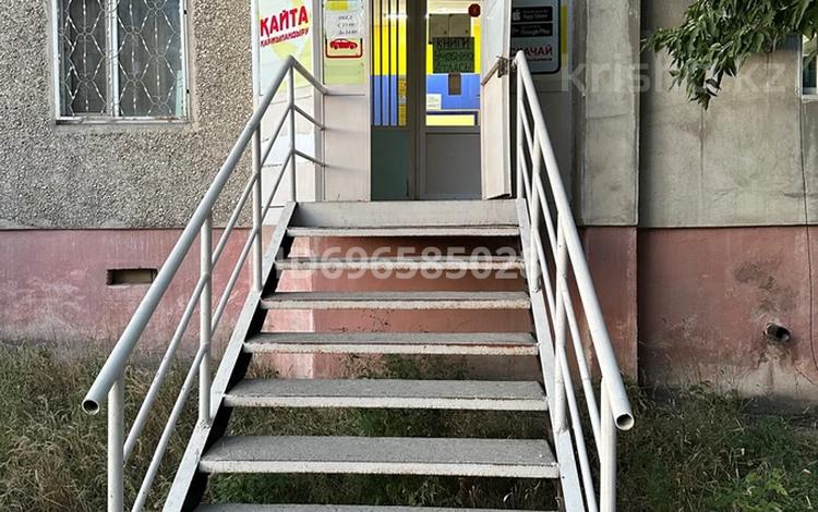 Кеңселер, дүкендер мен бутиктер, сұлулық салондары, медорталықтар мен дәріханалар, кабинеттер және жұмыс орындары, студиялар · 40 м², бағасы: 300 000 ₸ в Семее — фото 2