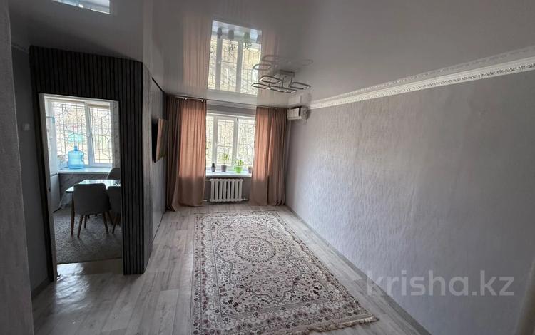 2-комнатная квартира · 43 м² · 2/4 этаж, Жукова за 12 млн ₸ в Уральске — фото 2