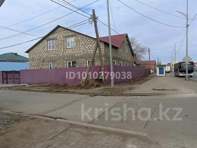 Отдельный дом · 7 комнат · 243 м² · 6 сот., Грибоедова — Махамбета и Грибоедова за ~ 58.6 млн 〒 в Атырау, мкр Привокзальный-1