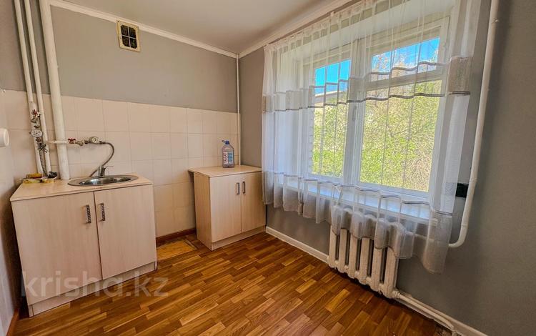 1-бөлмелі пәтер · 33 м² · 4/5 қабат, Самал 8, бағасы: 12.7 млн ₸ в Талдыкоргане, мкр Самал — фото 2