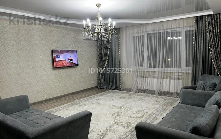 3-бөлмелі пәтер · 88.9 м² · 4/17 қабат, Улы Дала 45 — Туркестан, бағасы: 400 000 ₸ в Астане, Есильский р-н — фото 2