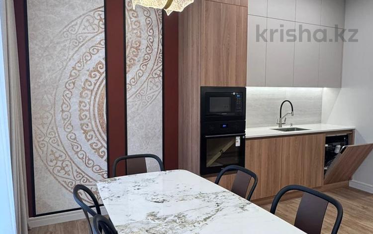 3-комнатная квартира · 150 м² · 13 этаж, Сарайшык 34а за 1.2 млн ₸ в Астане, Есильский р-н — фото 2